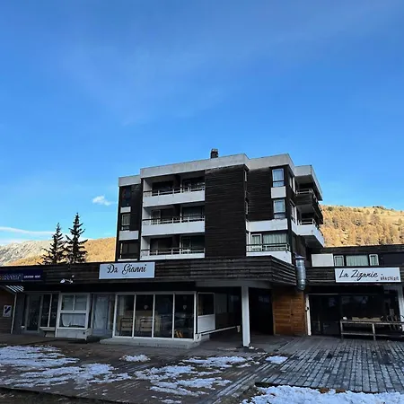 Le Panestrel Apartment